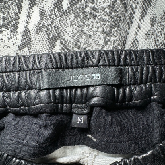 Joe's Jeans Shorts Women's MD Black White Rocky Bermuda Python Snake Print NWT - Picture 2 of 8